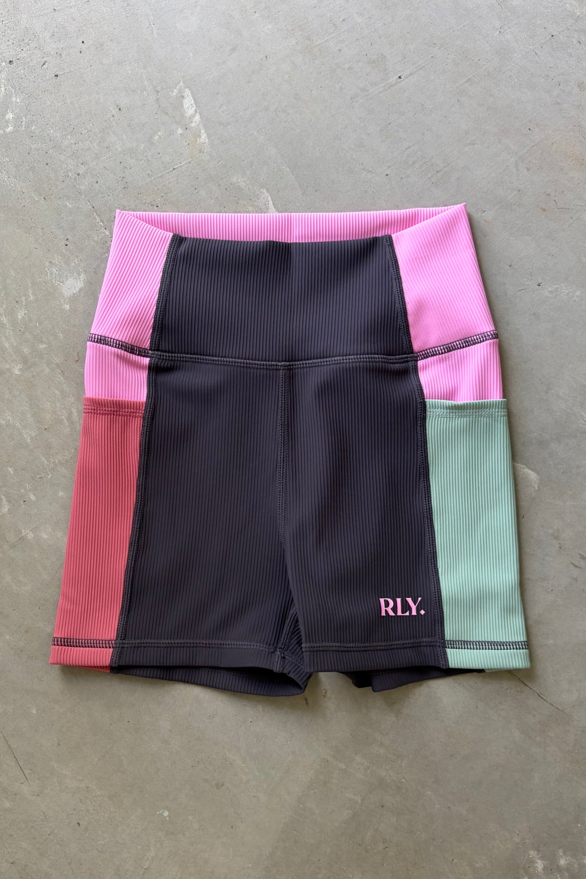Madison Pocket Shorts