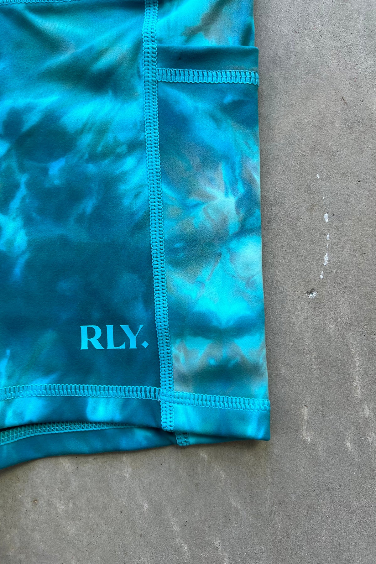 Madison Pocket Shorts (lagoon tie-dye)