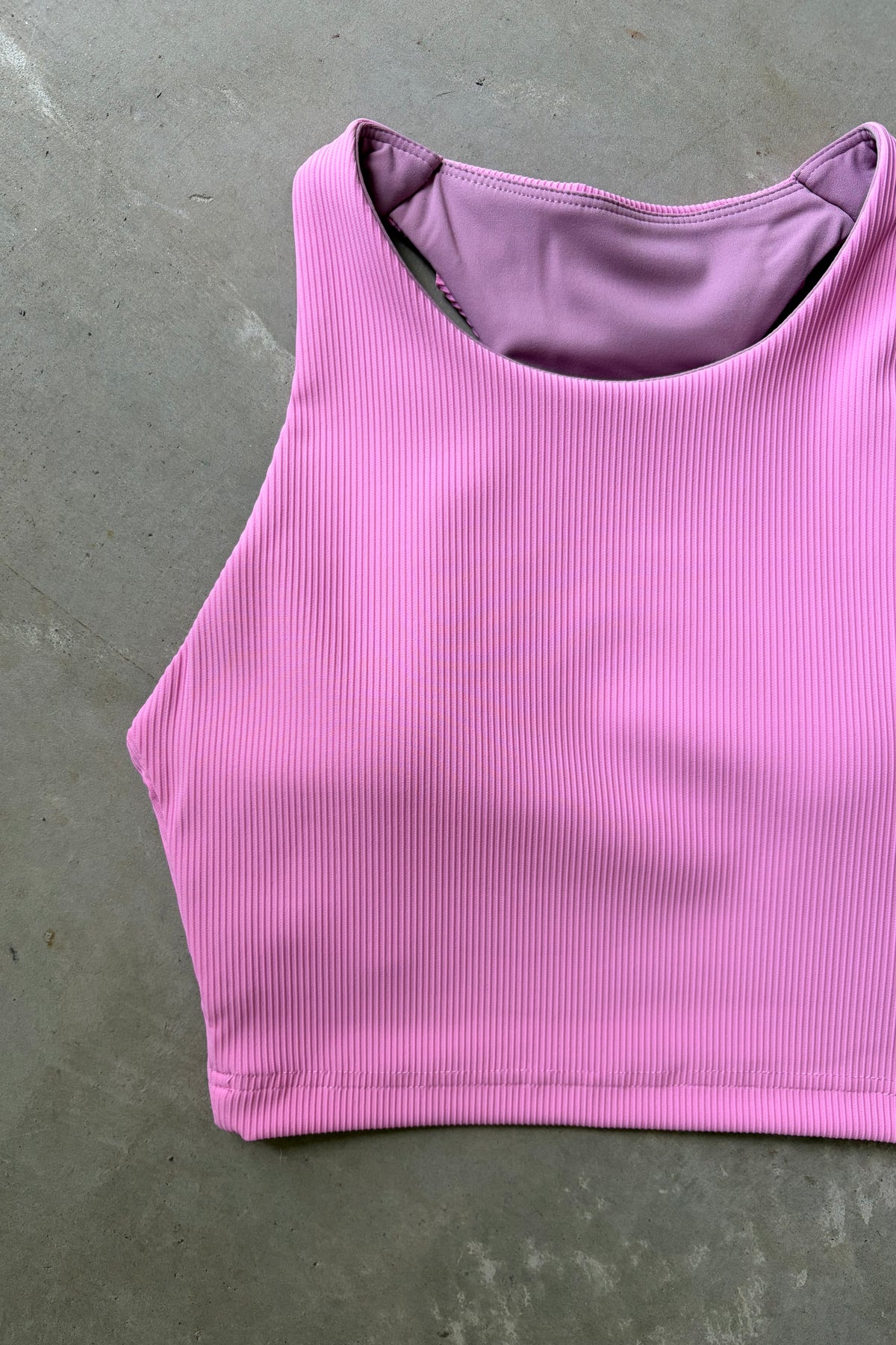 Kella Pocket Crop Top (bubblegum pink)