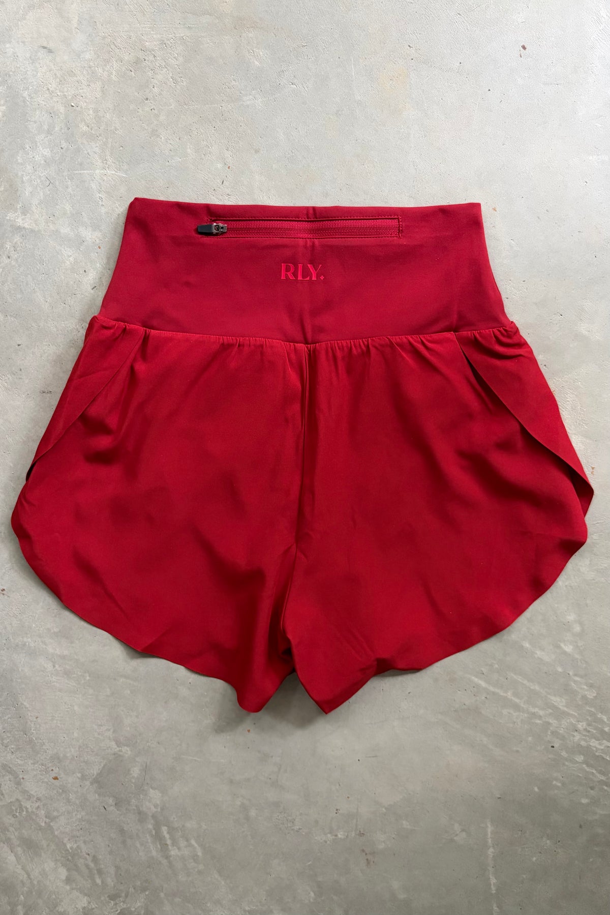 Virginia Ultralite Split Shorts (candy apple)