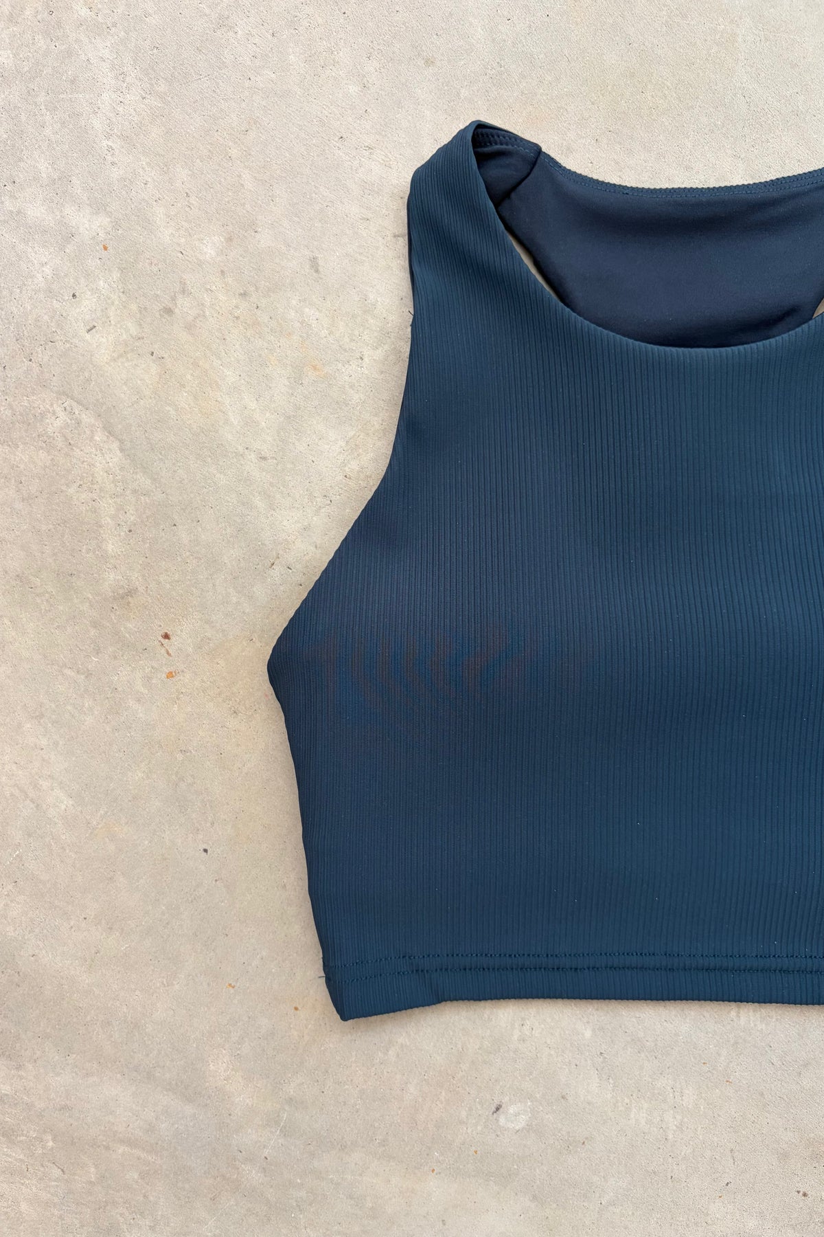 Kella Pocket Crop Top (cherry ribbed)